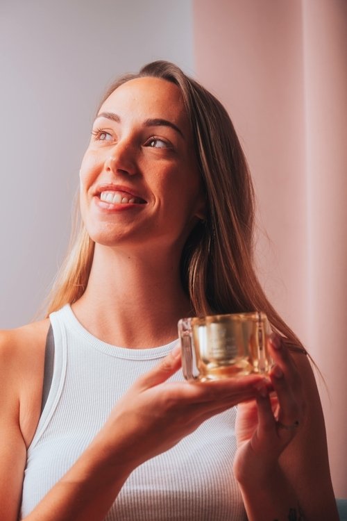 data-13.jpg Crème hydratante au collagène - Dream Skin : 5 Bienfaits Révolutionnaires pour une Peau Hydratée et Raffermie